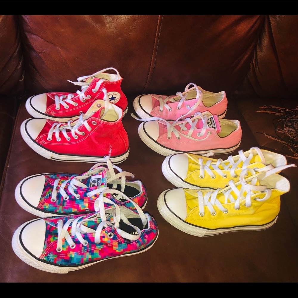 4 kids converse 1/2youth sizes
